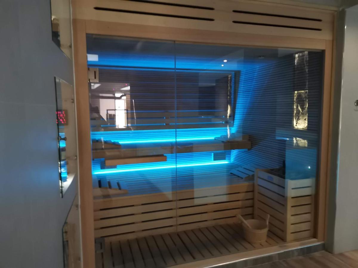 Hotel Columbia Wellness &