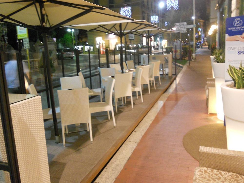 Hotel Columbia Wellness & 4*